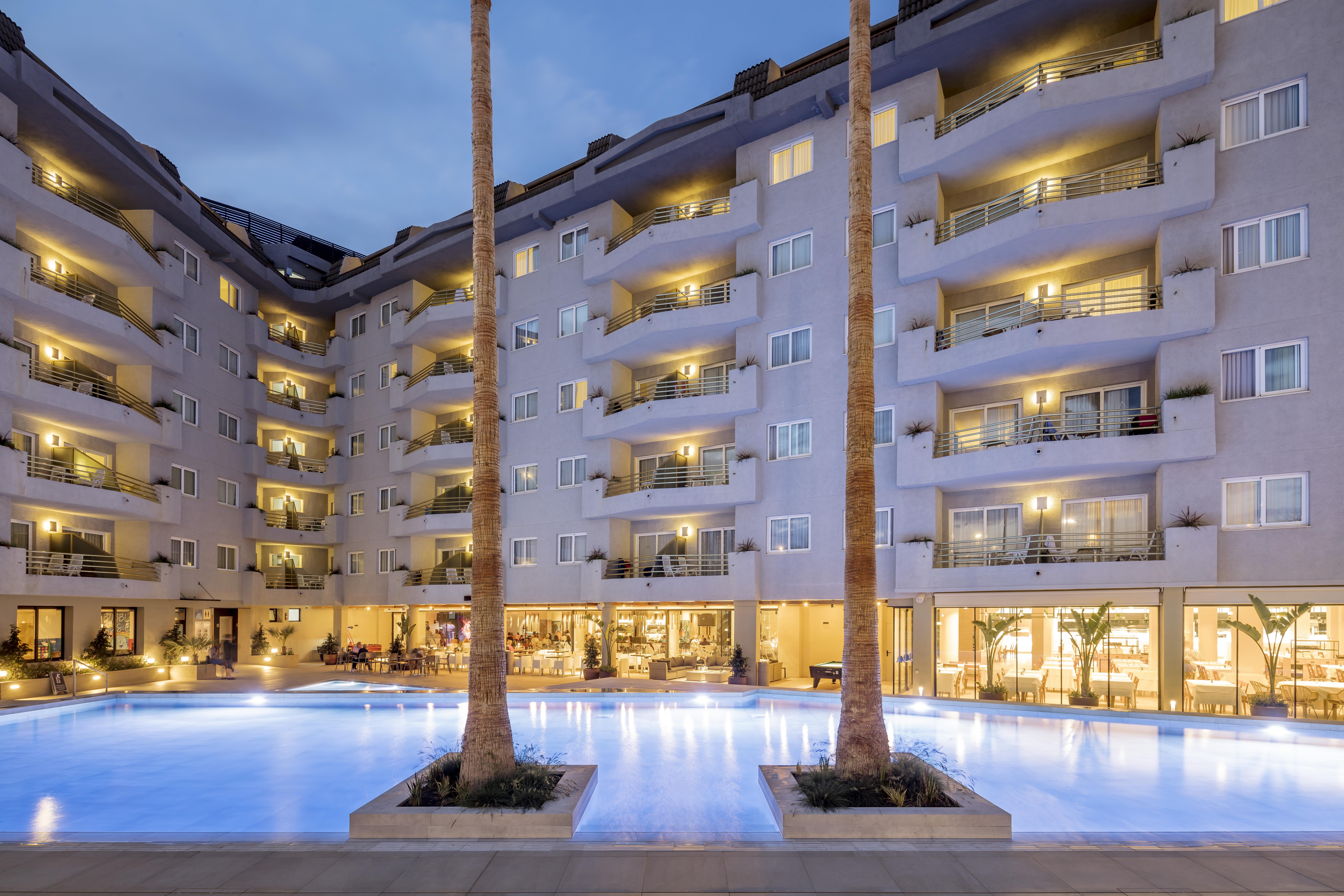 Aqua Hotel The Breeze (Adults Only +18) All Inclusive Santa Susanna Dış mekan fotoğraf